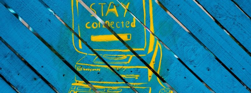 stay-connected-twitter